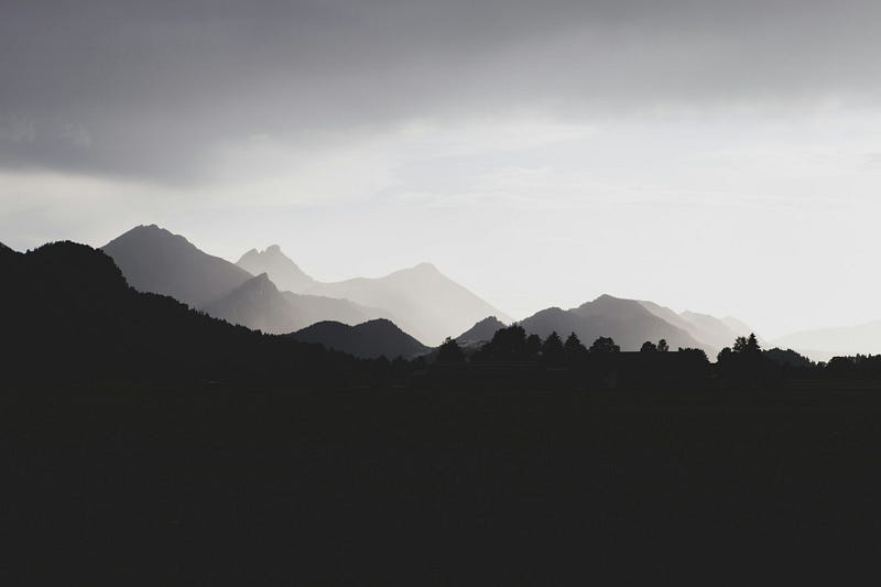 Picture by Photoholgic on Unsplash